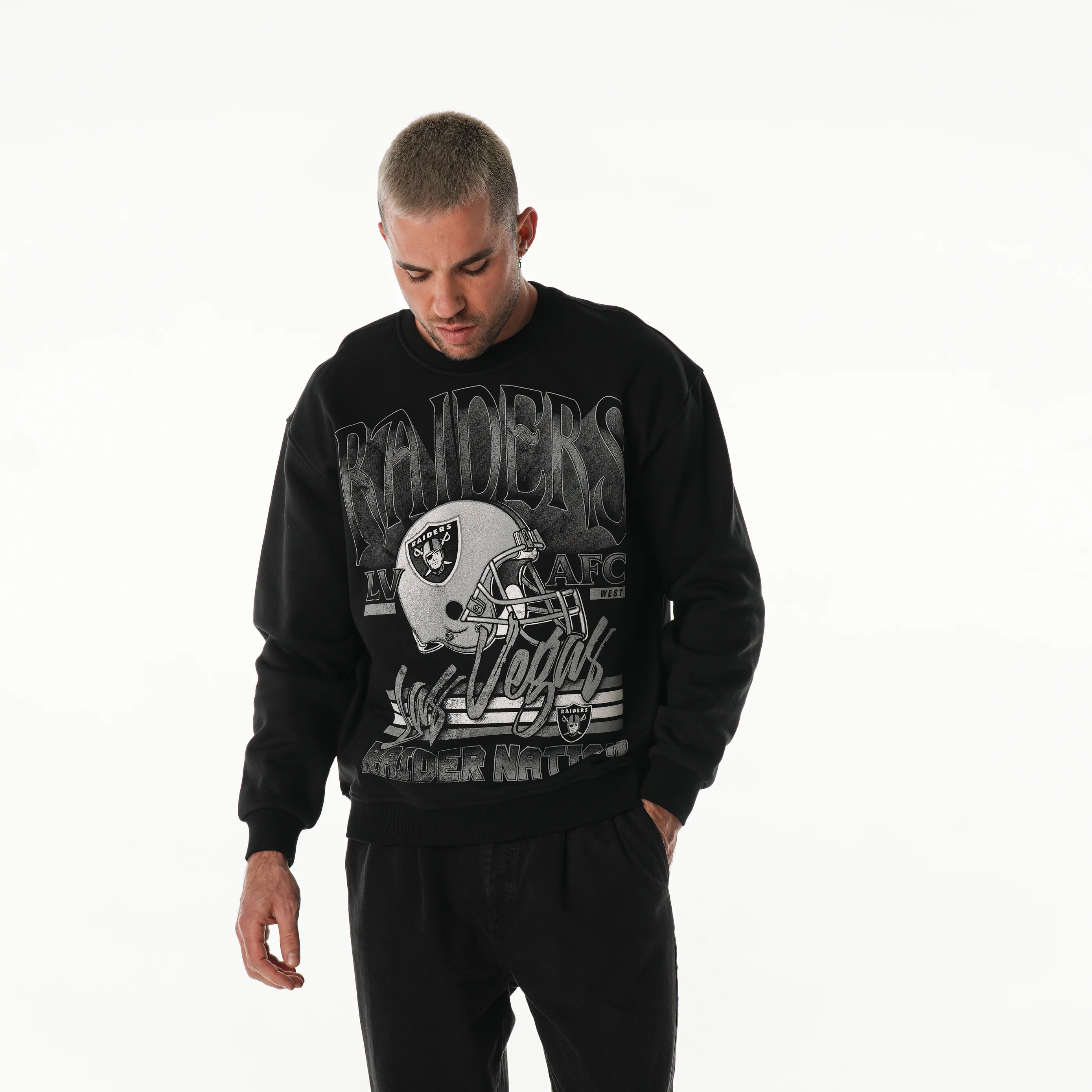 Las Vegas Raiders Unisex Crew Fleece - Black - Image 2