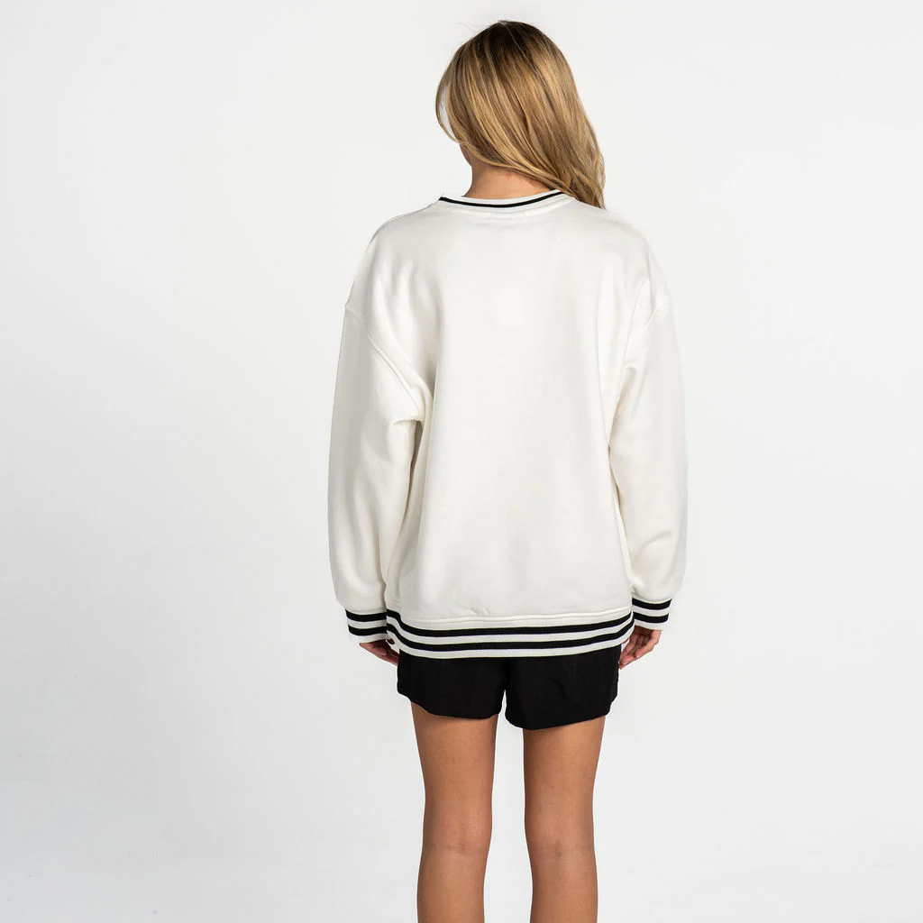 Las Vegas Raiders Women's Oversized Vintage Crew Fleece - Vintage White - Image 2