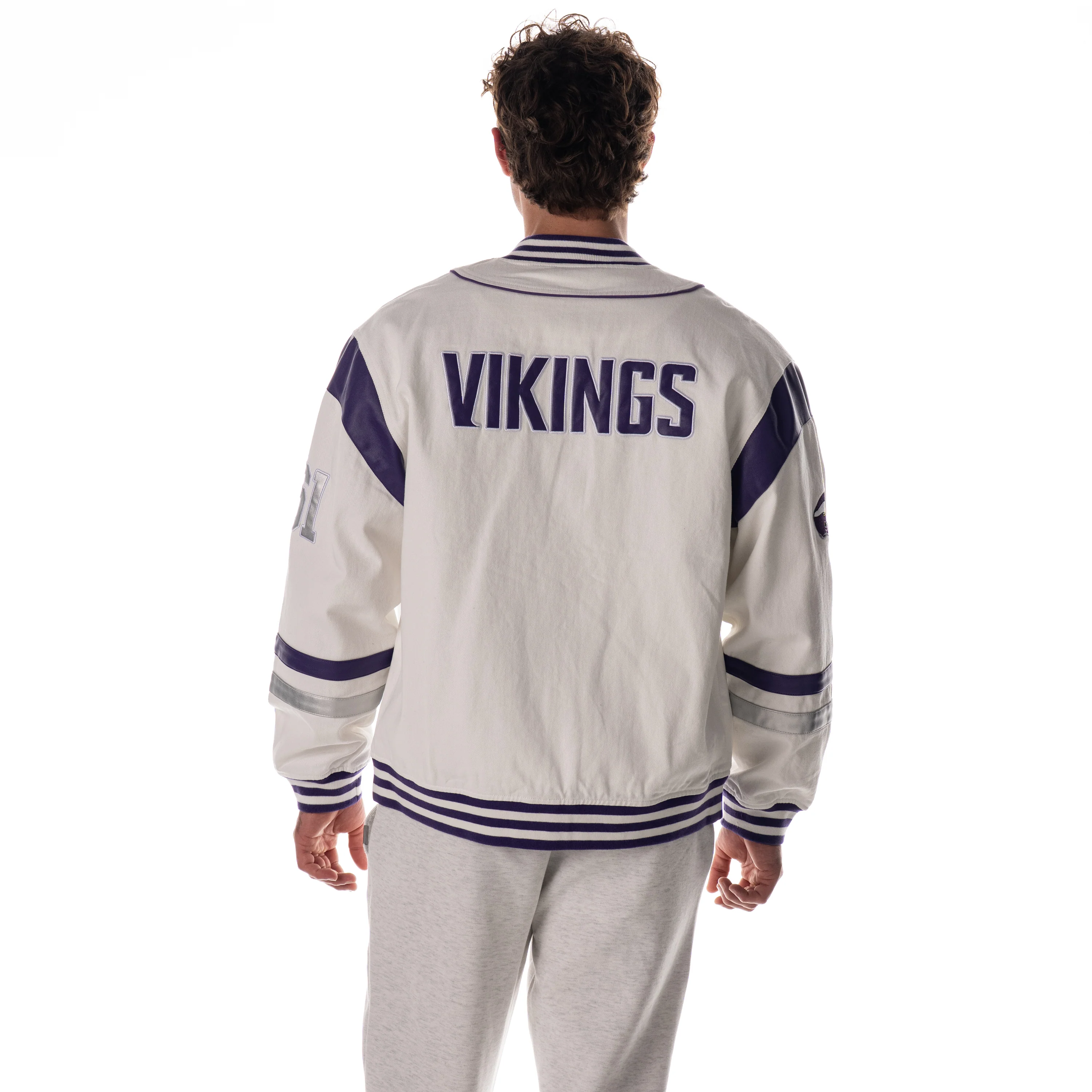 Minnesota Vikings Unisex Oversized Retro Jacket - White - Image 3