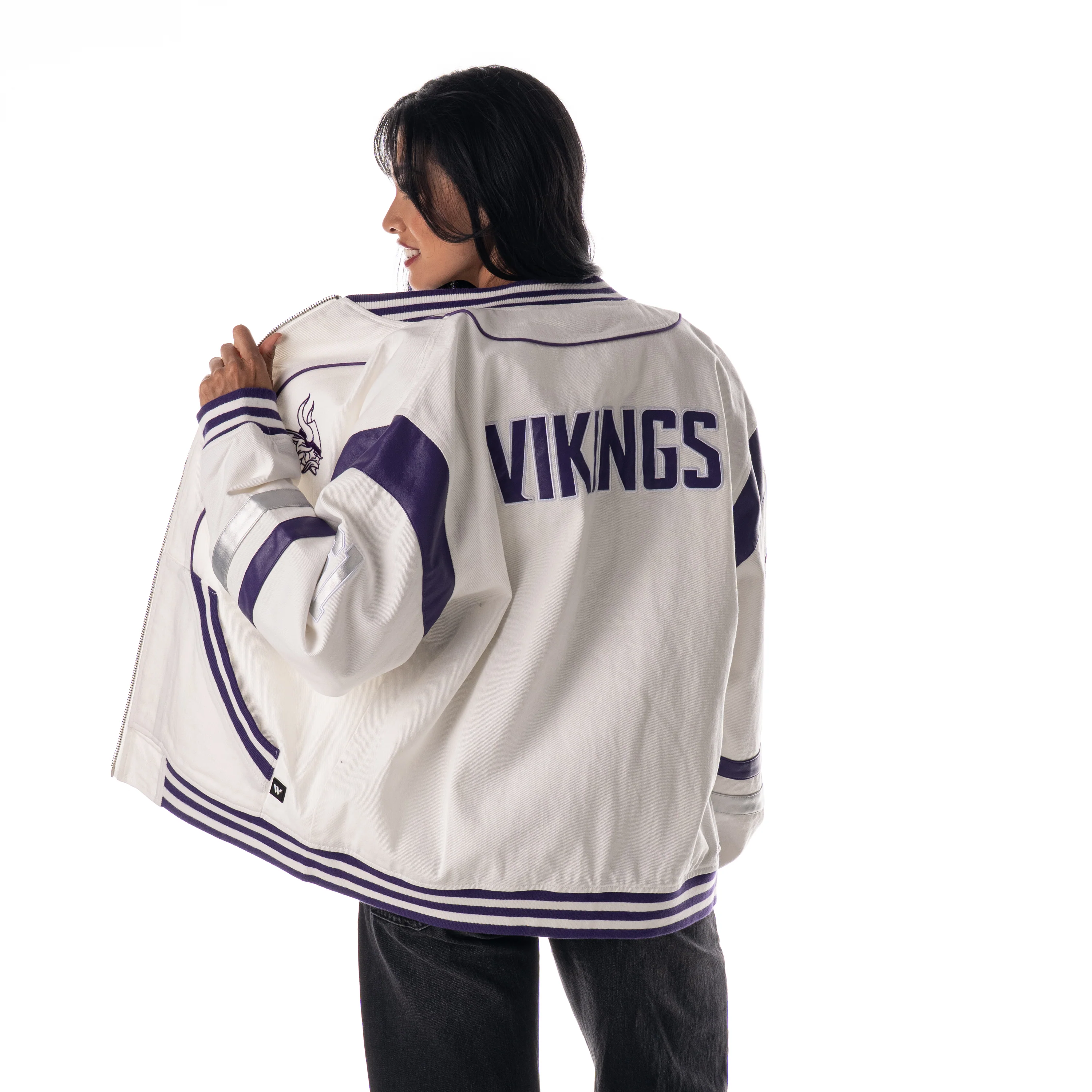 Minnesota Vikings Unisex Oversized Retro Jacket - White - Image 4